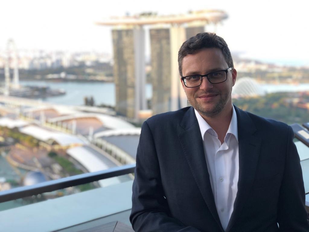 Benjamin Dumke MBA Singapore finance